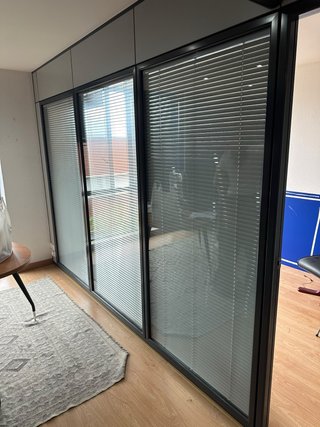 Separador de Oficina de Cristal