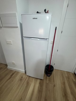 Frigorífico Edesa 235L Entrega desde el 3 noviembr