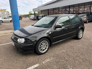 Volkswagen Golf 2000