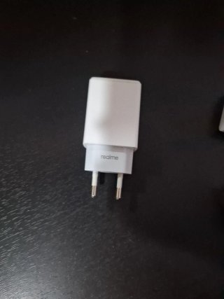 Cargador realme