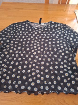Top de tul  estampado,top de encaje y top verde