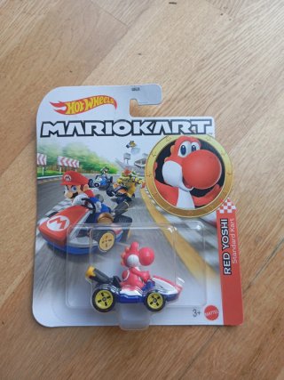Hot Wheels Mario Kart Red Yoshi