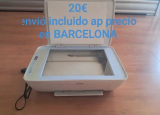 Impresora multifucion blanca