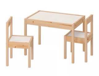 Conjunto de mesa y 2 sillas infantiles Ikea