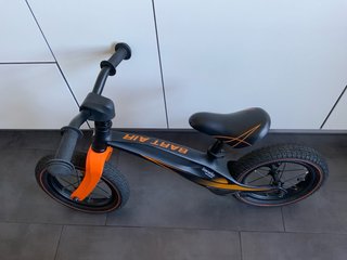 Bicicleta sin pedales Lionelo Bart Air para niño