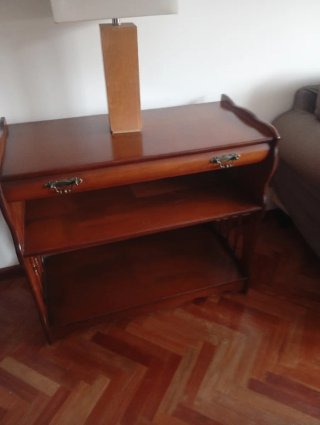 Mesa de TV de madera