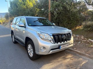 Toyota Land Cruiser 2014