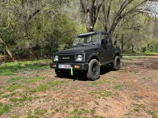 Suzuki Samurai 1990