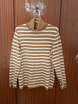 Jersey de rayas marrón y blanco
