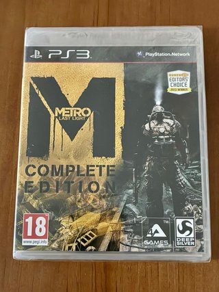 Metro: Last Light Complete Edition PS3 Precintado