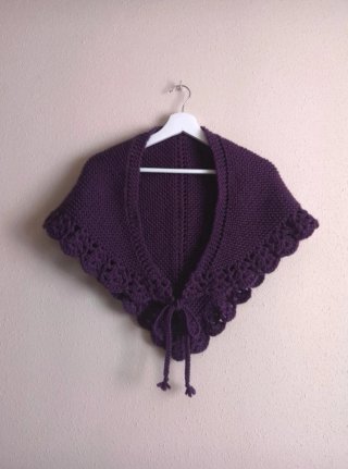 Toquilla de niña morada