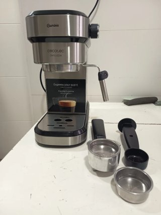 Cafetera Espresso Cecotec Cafelizzia Cumbia