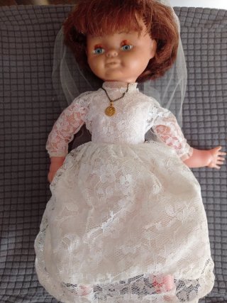 Muñeca Vintage con Vestido de Novia