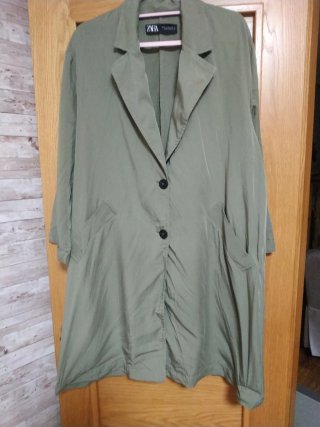 Chaqueta Larga Zara Verde Oliva