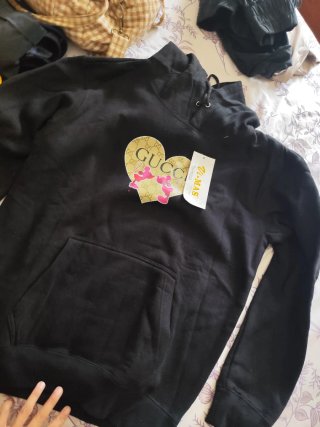 Sudadera Mickey mouse  Negra, calentita por dentro