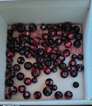 Blocco di 87 perline cabochon di granato rosa