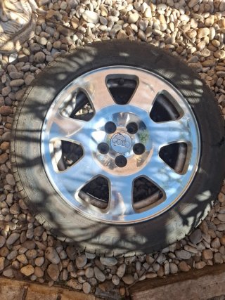 Llanta con neumatico  Audi A3 original  5x100 Crom