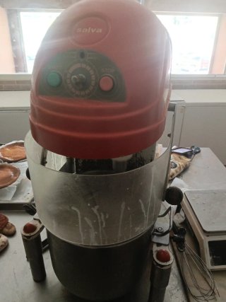 Batidora amasadora pastelera 50 litros
