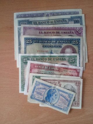 Colección de 10 Billetes Antiguos de España