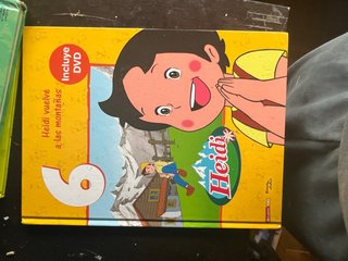 Libro de  heidi vuelve a las montañas