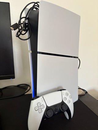 PS5 Slim +800GB - Digital - COMO NUEVA