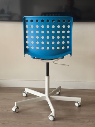 Silla juvenil de escritorio azul