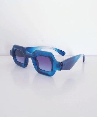 OCCHIALI DA SOLE DESIGN PUNK FUTURISTA