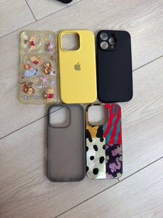 Confezione da 5 custodie per iPhone 16 Pro