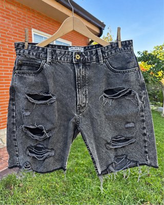 Pantalón Vaquero Negro Roto Pull&Bear Talla 44