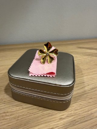 Anillo de Flor Ajustable en Acero