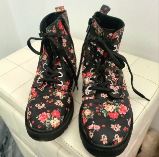 Botines Zara Estampado Flores. 38. Usadas una vez