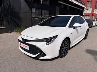 TOYOTA Corolla 2.0 180H STYLE ECVT