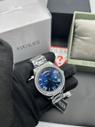 Reloj Guess Plateado y Azul