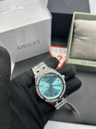 Reloj Guess Plateado y Turquesa