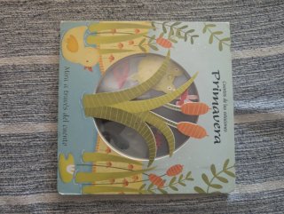 Libro Primavera, con páginas troqueladas