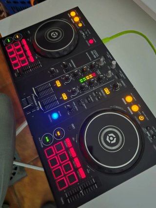 Controladora DJ Pioneer DDJ-400