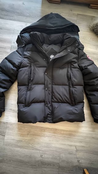 Chaqueta Canada Goose Wyndham Negra.