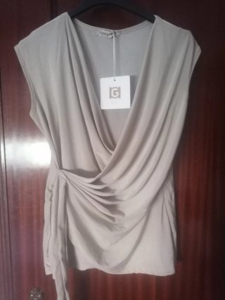 Blusa Elegante Beige