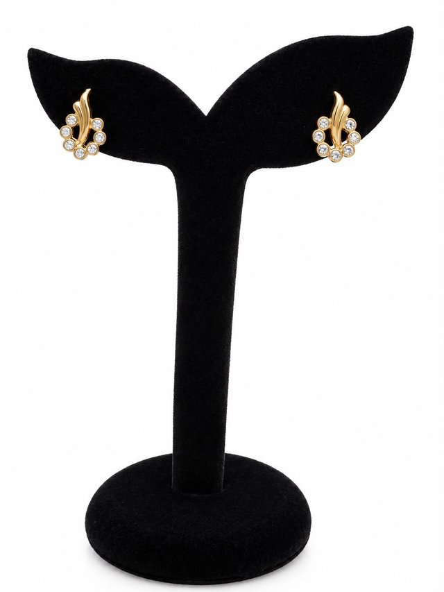 Pendientes de flor de Oro 18k con Circonitas