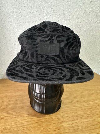 Gorra Vans Off The Wall 5-Panel - Estampado Oscuro