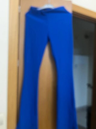 Pantalón Azul Acampanado