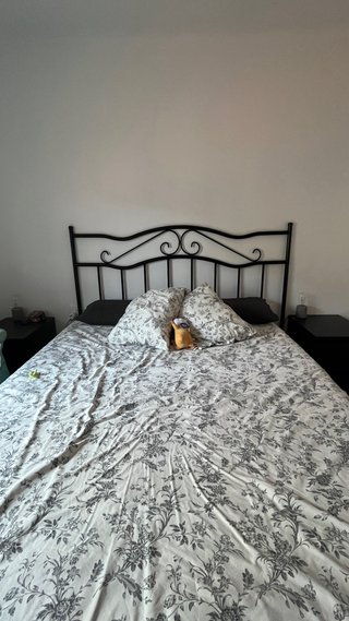 Cabecero de forja negro Ikea (cama matrimonio)