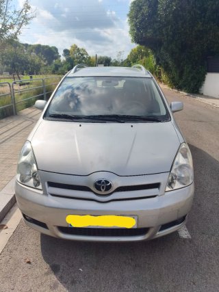 Toyota Corolla verso 124.250 km año 2007