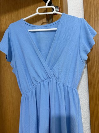 Vestido largo celeste. Shein