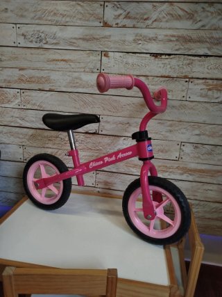 Bicicleta sin pedales Chicco Pink Arrow