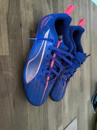 Zapatillas de fútbol PUMA ULTRA talla 35