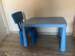 Mesa Infantil y Silla IKEA Azul