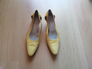 Zapatos de Tacón Amarillo Charol