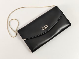 Bolso tipo "sobre" vintage. Reinares piel negra