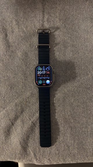 Apple Watch Ultra 2 49 mm – Titânio Natural |